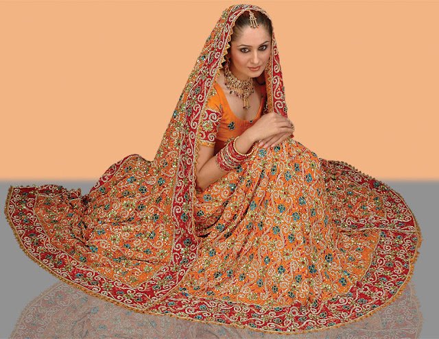 best10-indian-bridal-dresses-pictures